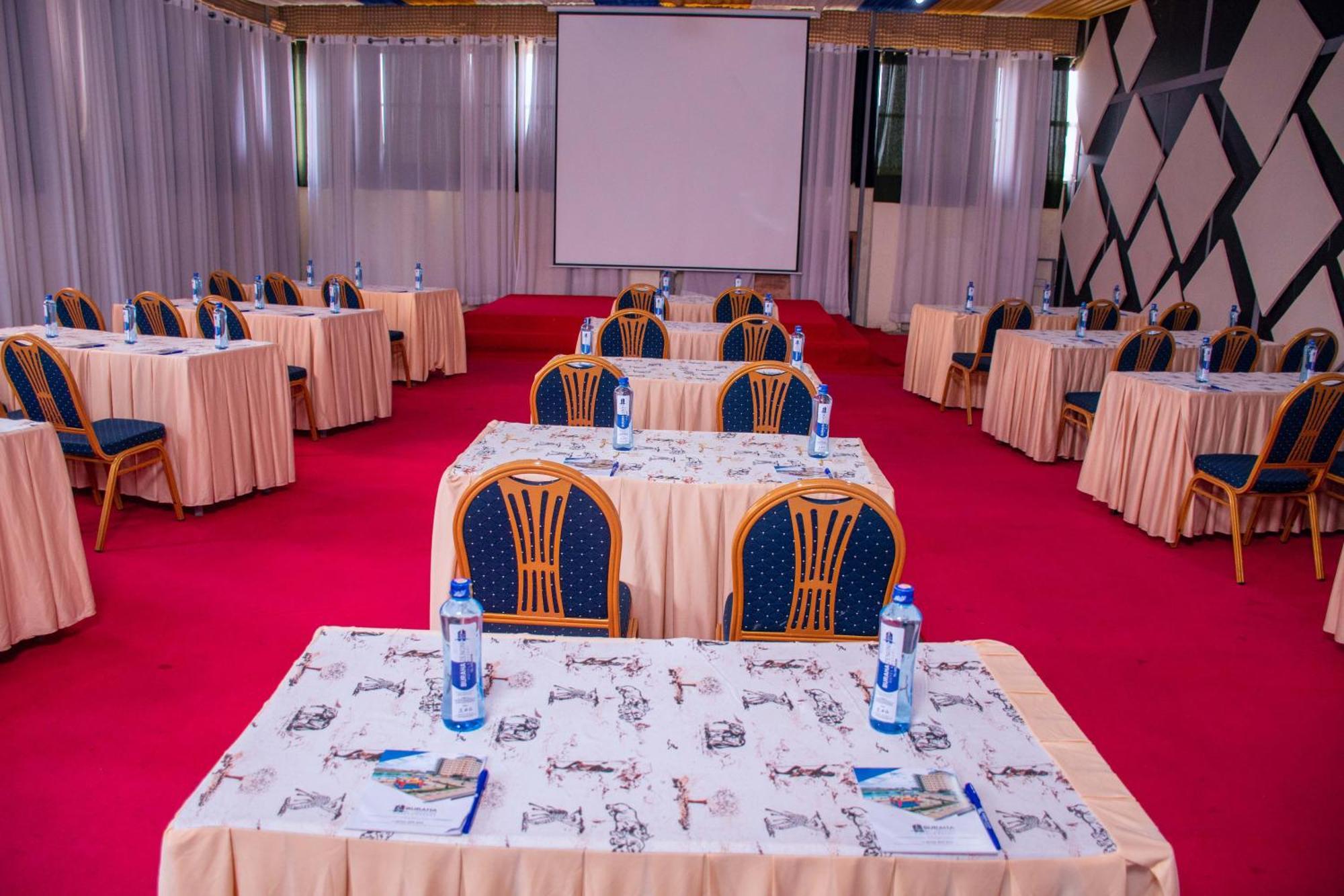 Buraha Zenoni Hotel And Resort Nakuru Exterior photo